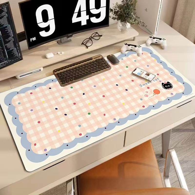 Karikatür illüstrasyonlu mouse - Desk Setup Girl incelemesi ve fiyatı
